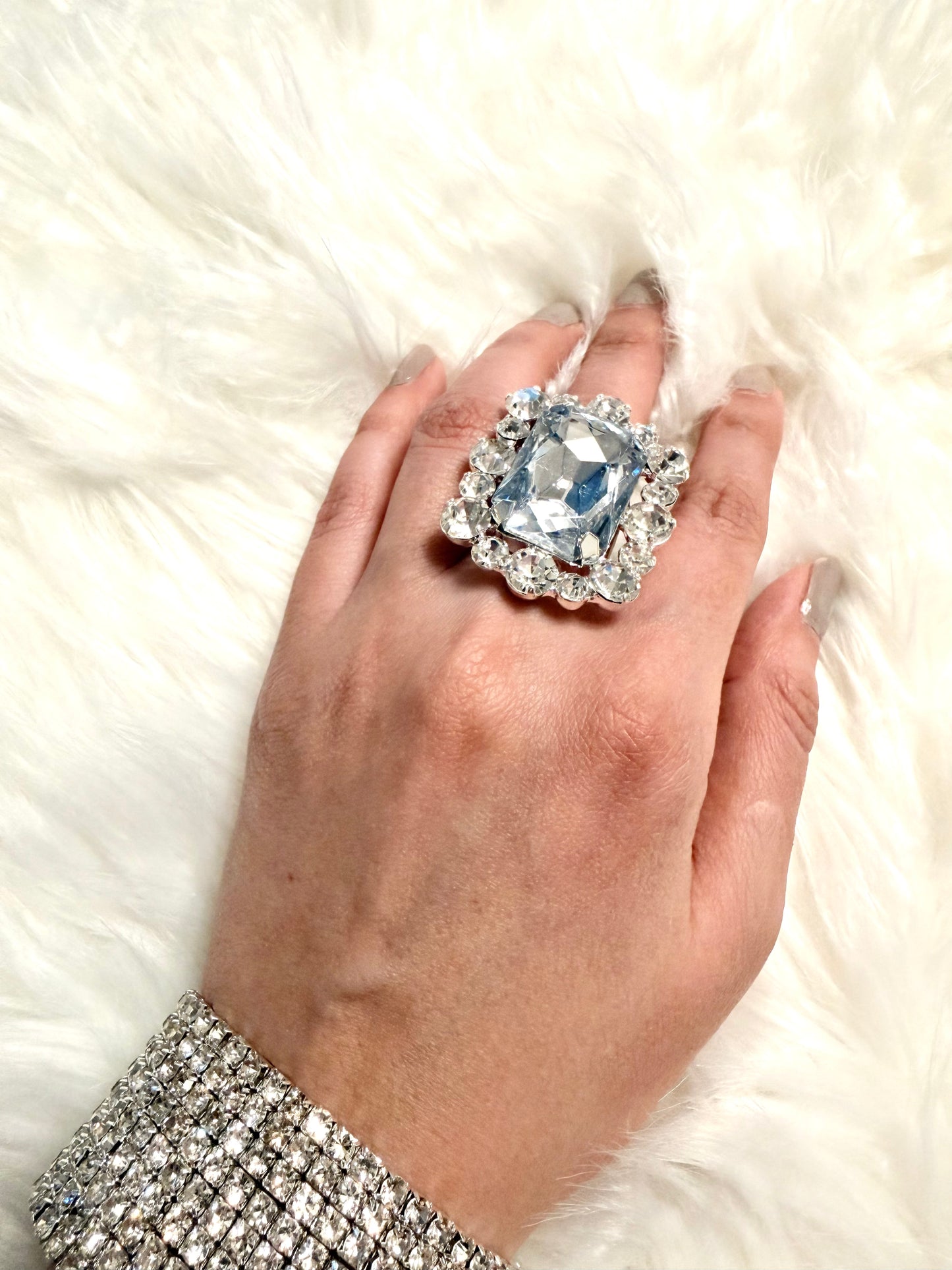 XL Sparkling Stone ring